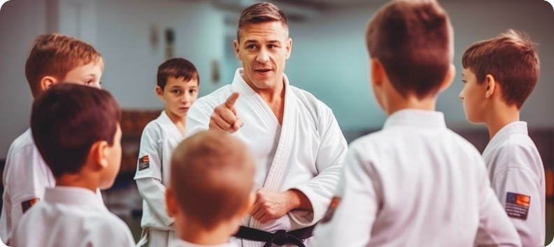 קורסי מאמנים באומנויות לחימה שונות