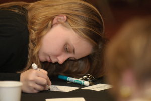 כיצד הופכים להיות מטפל בהבעה ויצירה בישראל 2013 ? 