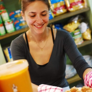 תאיר דורי - בוגרת התוכנית לתואר ראשון בחינוך לבית הספר היסודי בהתמחות טבע