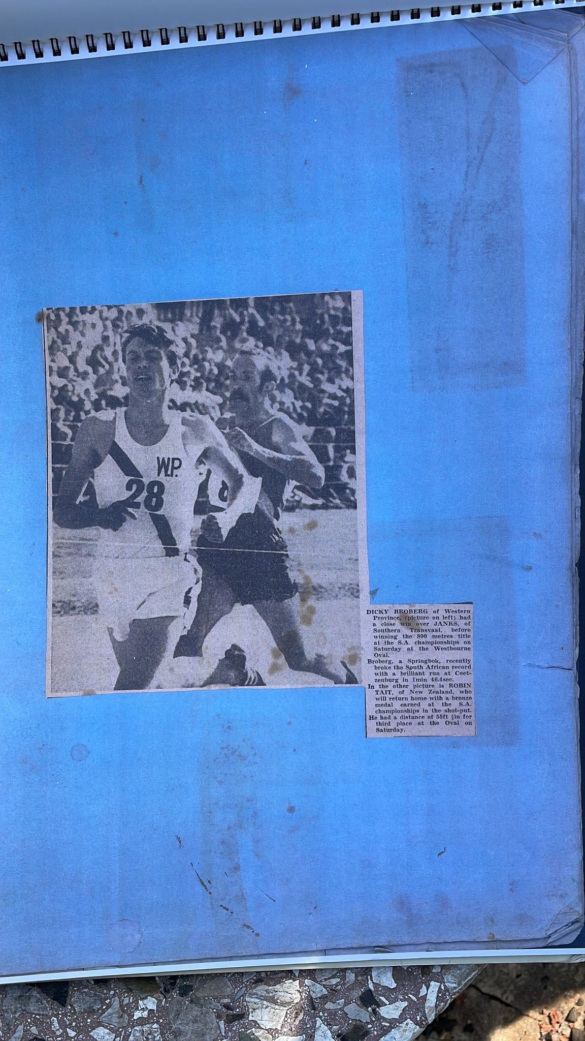 דיקי ברוברג מוביל בריצה לפני פרנקלין ג'יינקס באליפות דרא"פ 1969